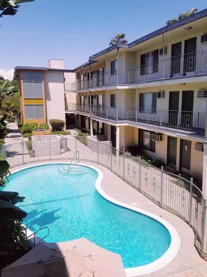 Velvet Green Apartments - Photo 4 of 50