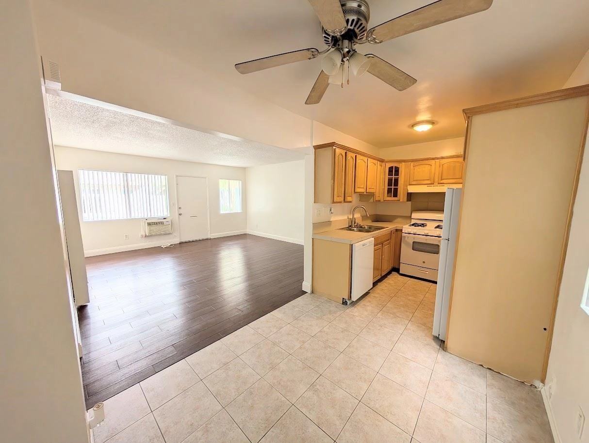Denny Apartments - Photo 4 of 47