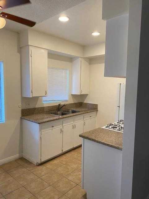 4342 West 130th St - Photo 7 of 50