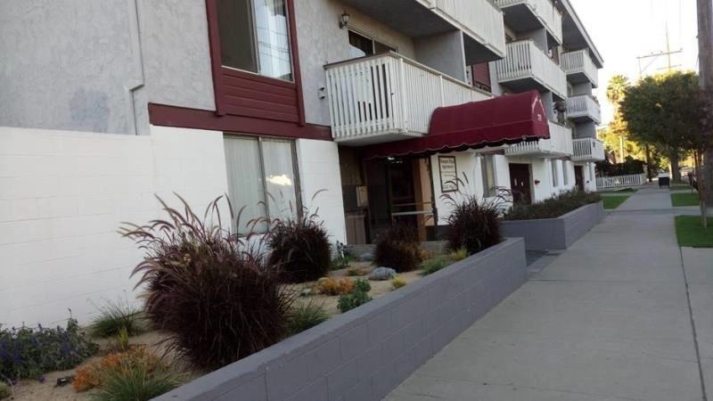 Newport Plaza - Photo 6 of 31