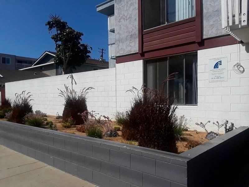 Newport Plaza - Photo 7 of 31