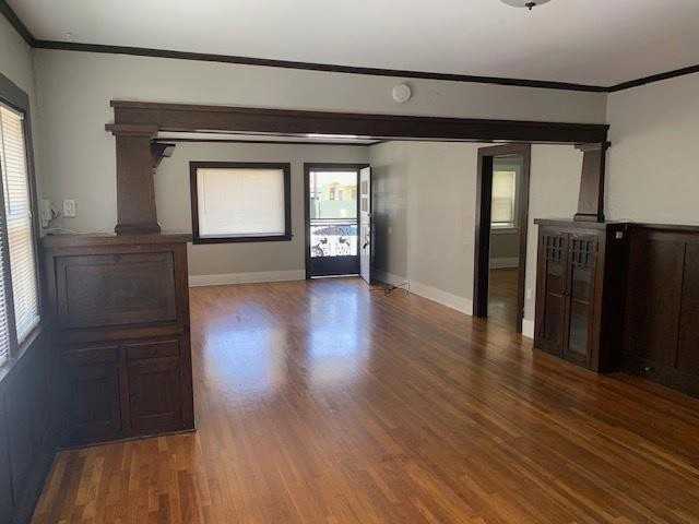 246 Newport Ave - Photo 2 of 26