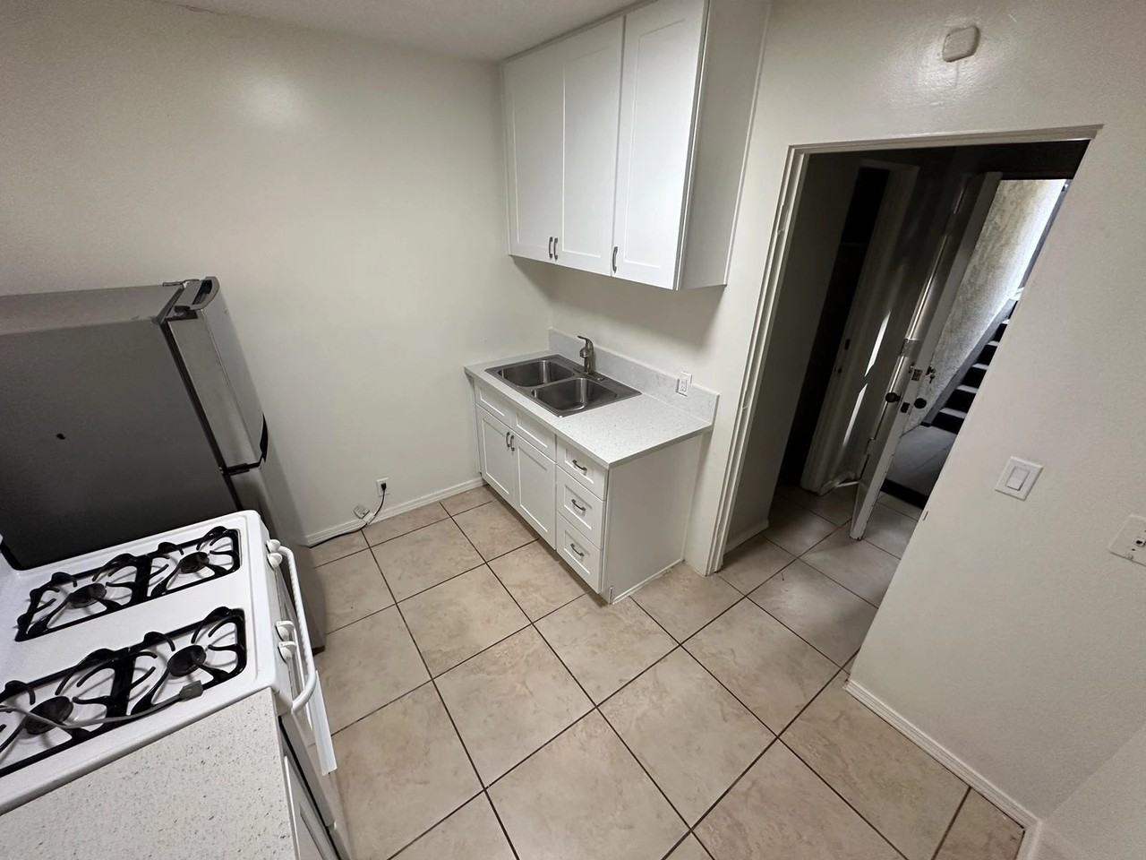8 69th Place - Photo 2 of 10