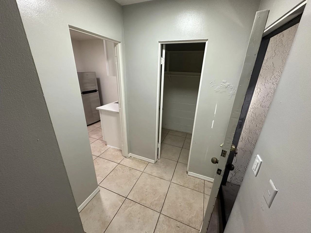 8 69th Place - Photo 4 of 10