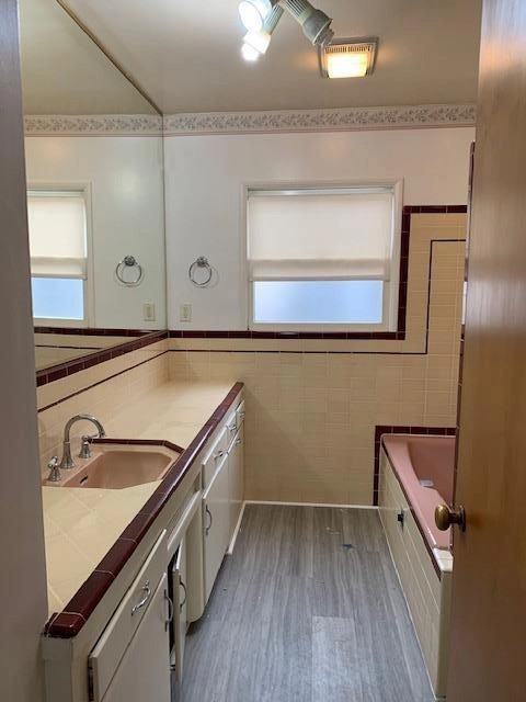 15311 Woodruff Pl - Photo 4 of 19