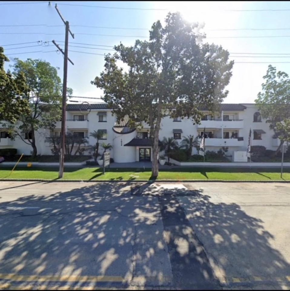 Park Downtown Apartments - Photo 3 of 7