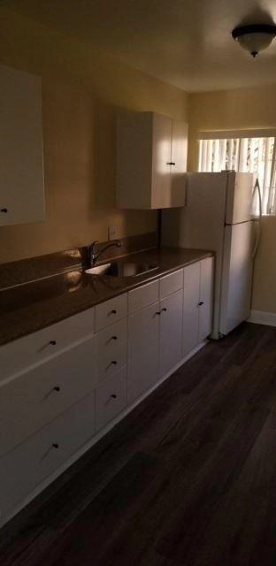 2360 W. 18th St - Photo 3 of 7