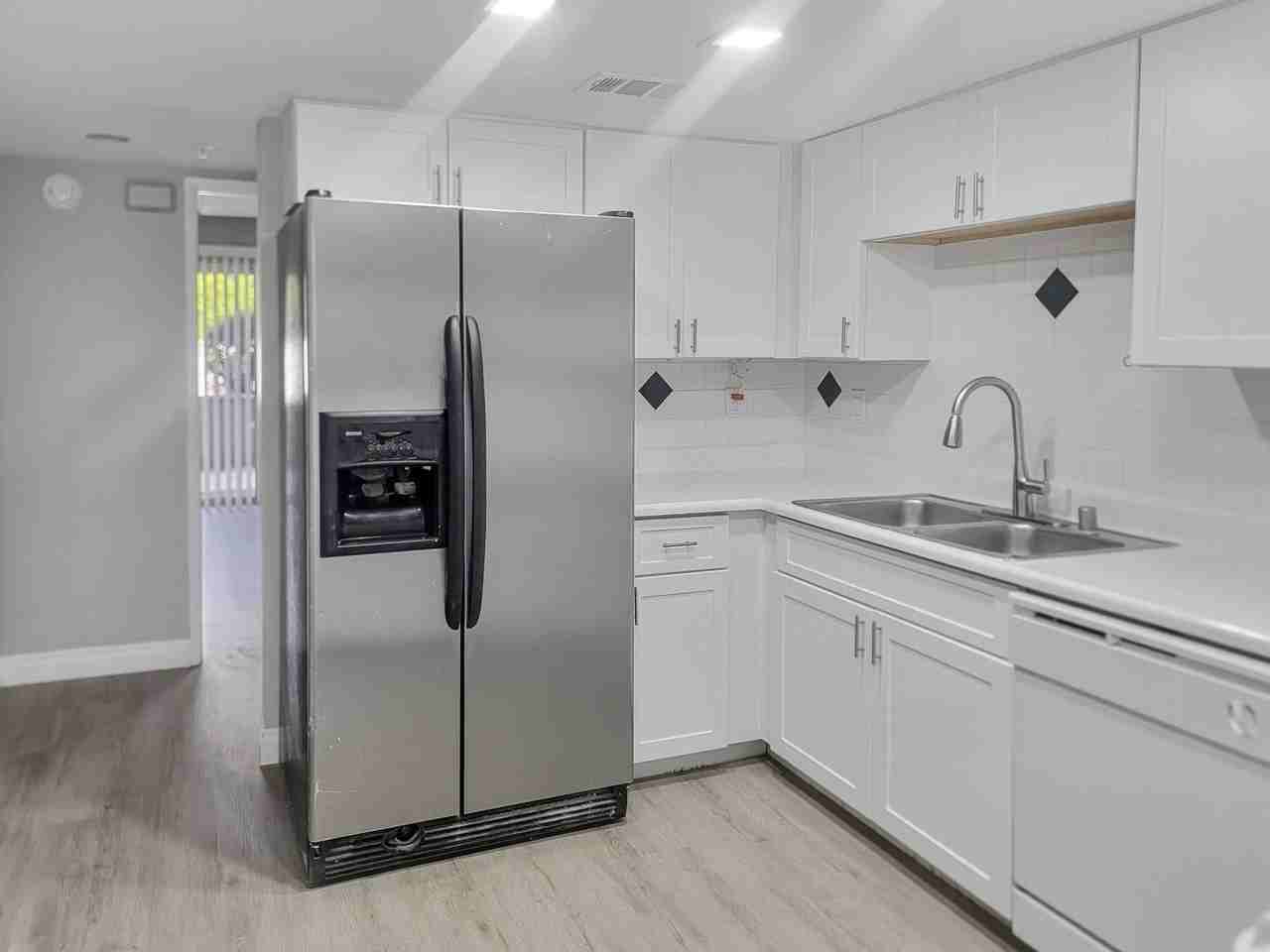 CANDLEWOOD APARTMENTS - Photo 5 of 50