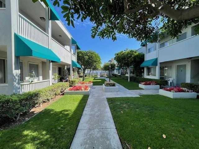 Sunset Bay III Apartment Community - Photo 2 of 50