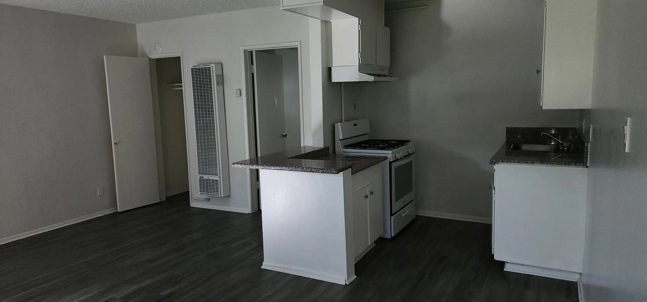 Magnolia Garden Apts - Photo 7 of 21