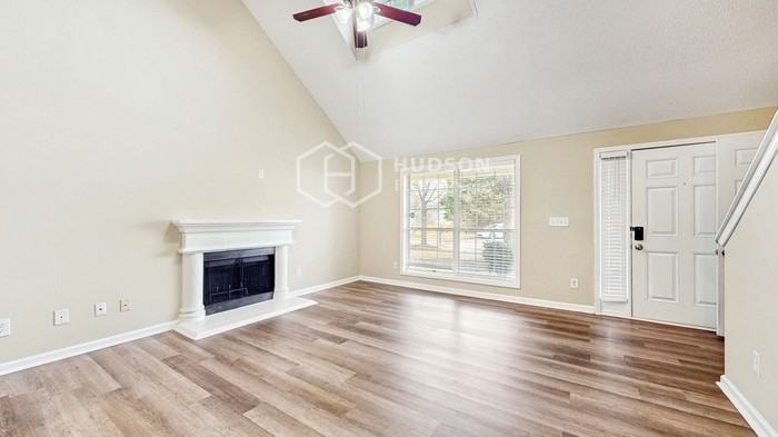 5238 Walnut Ct - Photo 3 of 28
