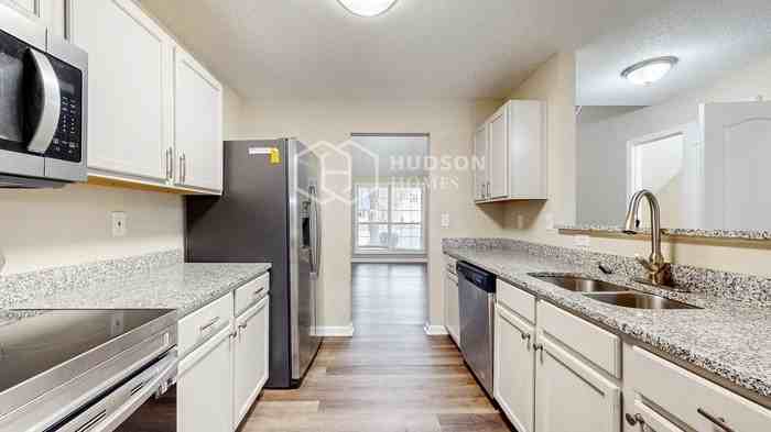 5238 Walnut Ct - Photo 4 of 28
