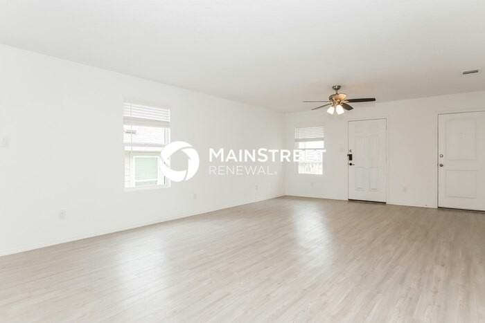 5135 Fowler Crst - Photo 3 of 16