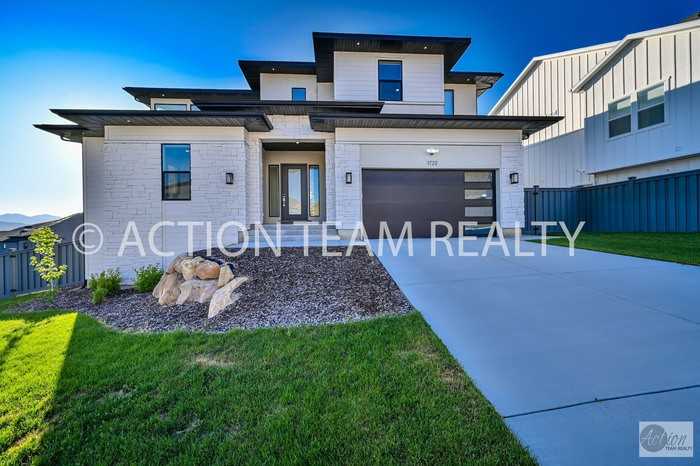 1722 W Oakridge Dr - Photo 5 of 50