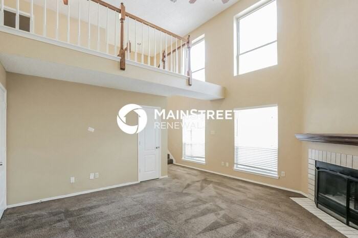 1034 Gaynor Ave - Photo 3 of 17