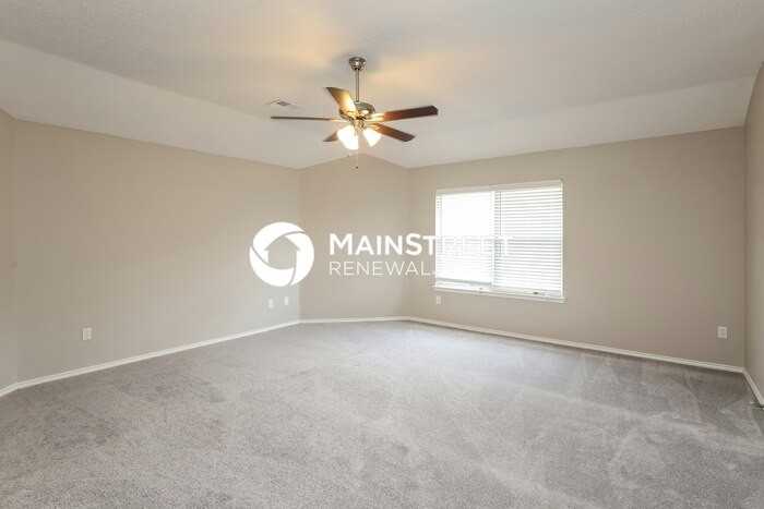 1623 Venus Dr E - Photo 7 of 17