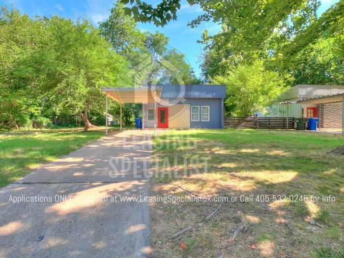 1025 Parsons St - Photo 3 of 29