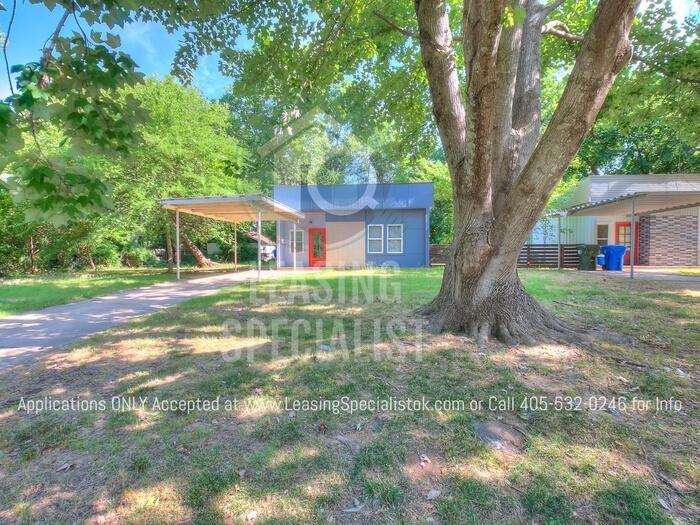 1025 Parsons St - Photo 4 of 29