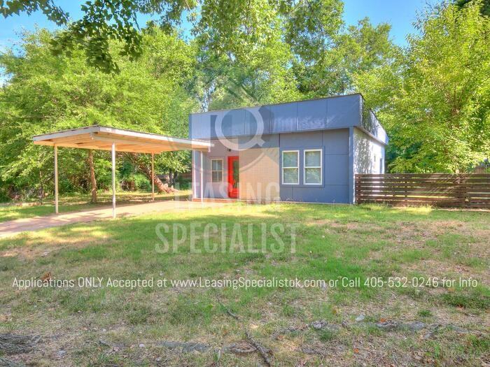 1025 Parsons St - Photo 5 of 29