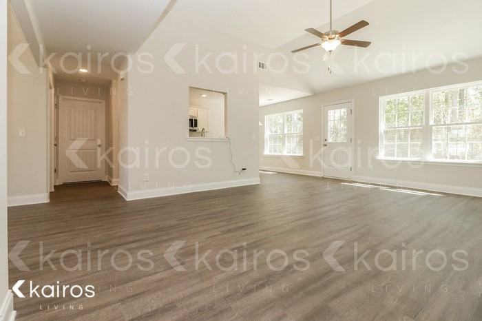 225 Western Red Cedar Dr - Photo 2 of 16