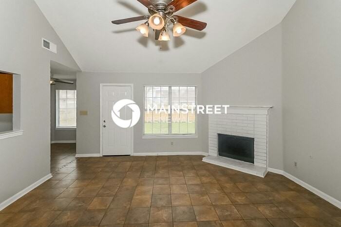 7123 Hampton Dr - Photo 2 of 16