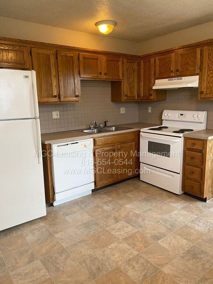 515 Sky Vue Dr #C - Photo 5 of 15