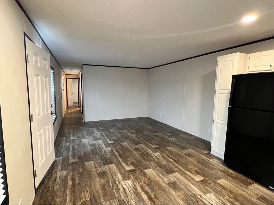 25214 Gratiot Ave #141 - Photo 3 of 12