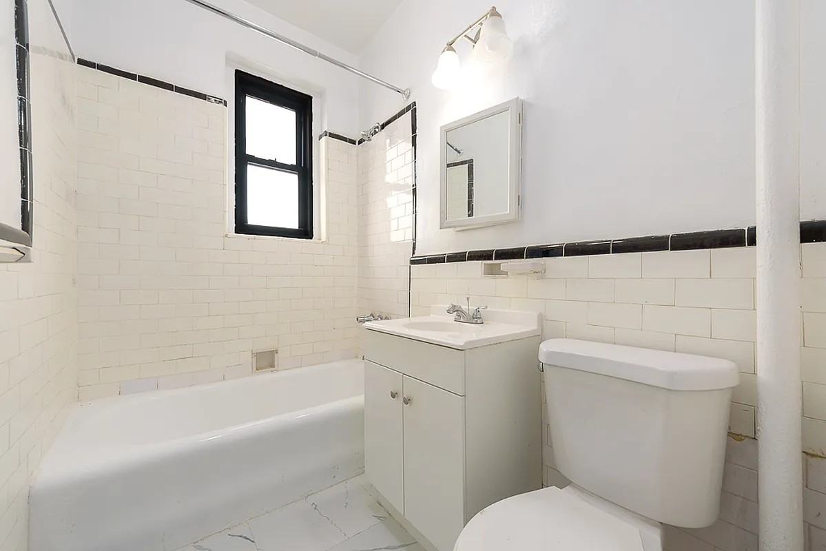 32-40 93rd Street #D17 - Photo 5 of 5
