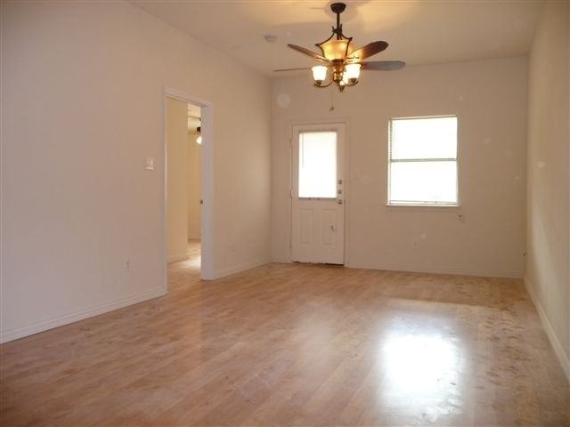 3126 Cherry Ln - Photo 5 of 10