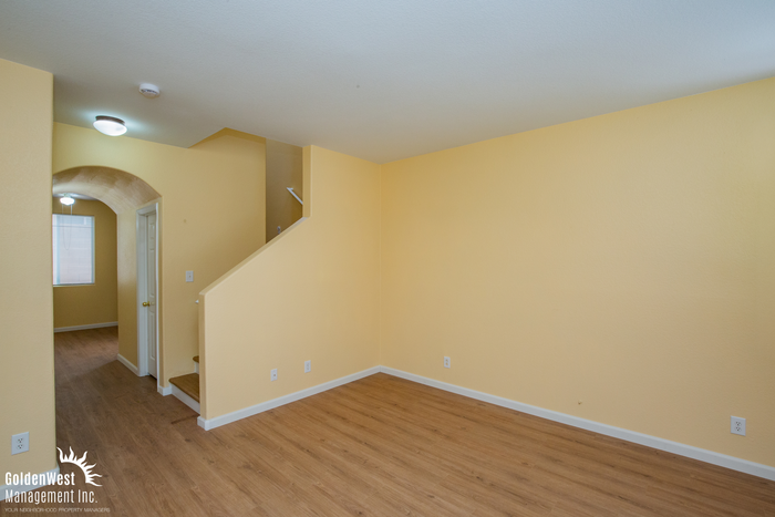 7769 Hampton Willows Ln - Photo 3 of 16