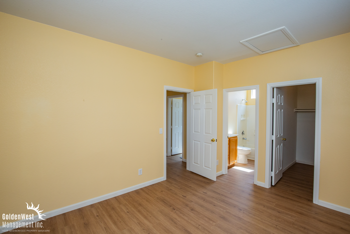 7769 Hampton Willows Ln - Photo 7 of 16
