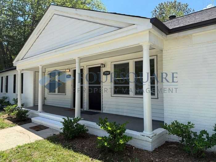2804 Donovan Pl - Photo 6 of 37