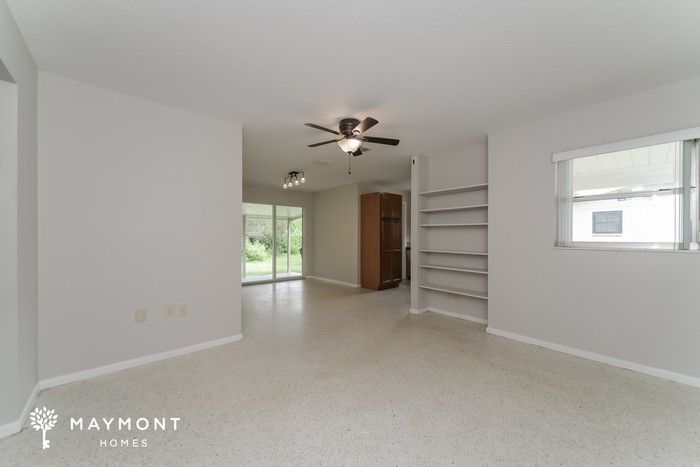 850 17th Ter Ne - Photo 4 of 15
