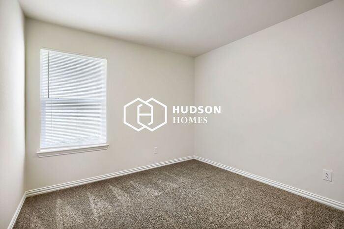 110 Doma Ave - Photo 7 of 14