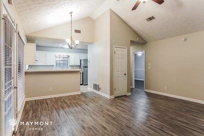 6036 Oldcastle Pl - Photo 6 of 11