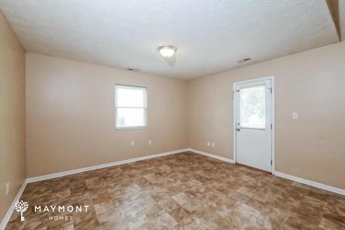 3536 Valley Lake Dr - Photo 7 of 11