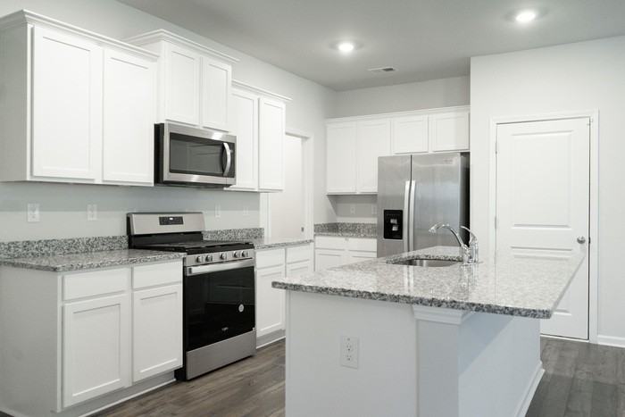 6065 Beadlow St - Photo 3 of 3