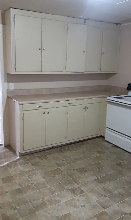 533 Arch St - Photo 6 of 7