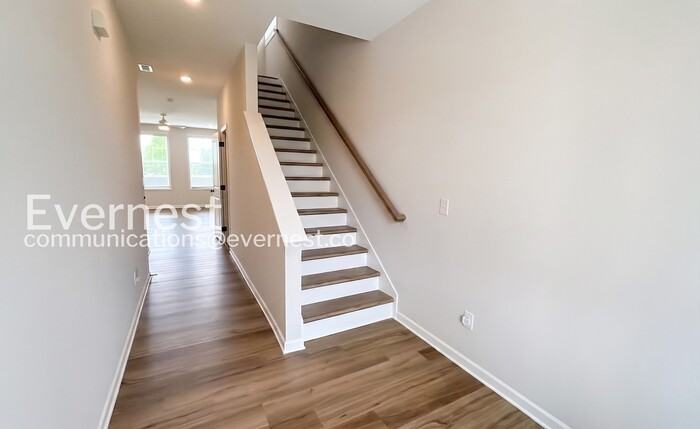 7726 Mistflower Cir - Photo 5 of 36