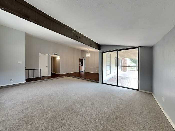 4208 O Hare Dr - Photo 4 of 18