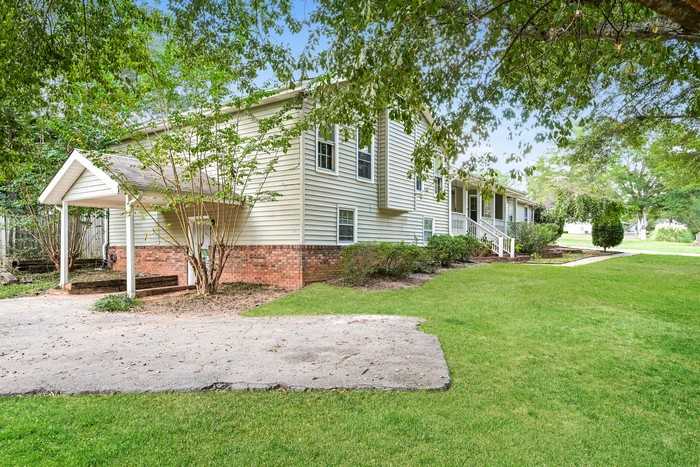 35 Knights Cir - Photo 3 of 19