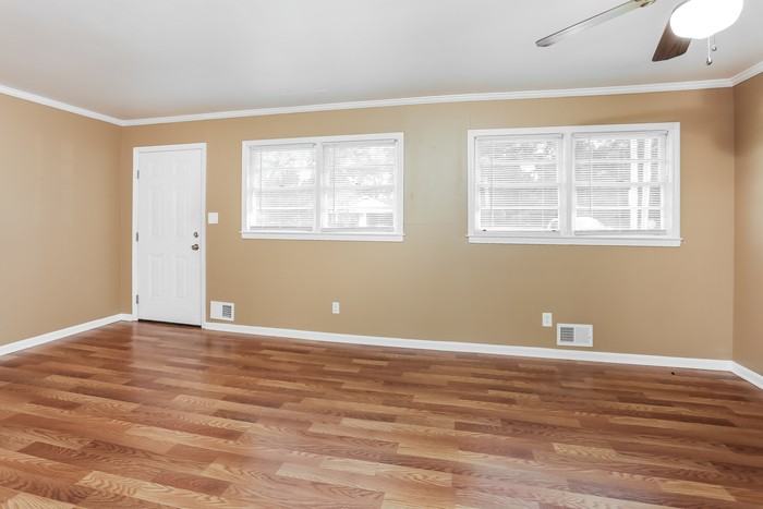 1320 N Cherokee Ave - Photo 6 of 16