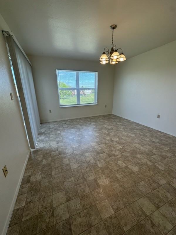 1371 Dakota Dr - Photo 4 of 6