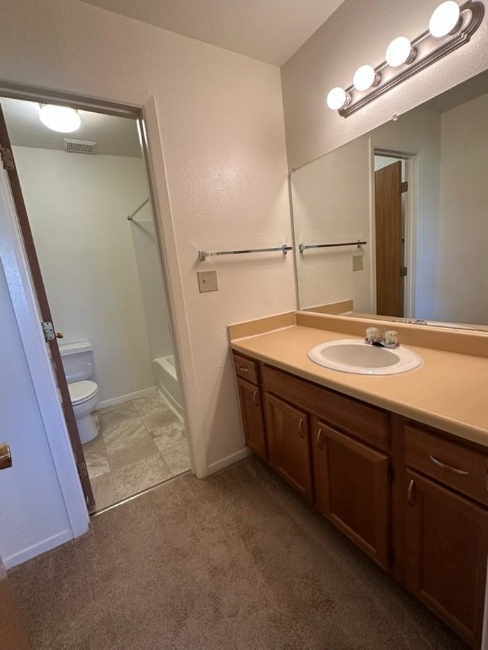 1371 Dakota Dr - Photo 6 of 6