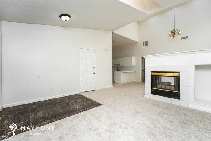 2139 Meadowview Ct Se #F - Photo 7 of 15