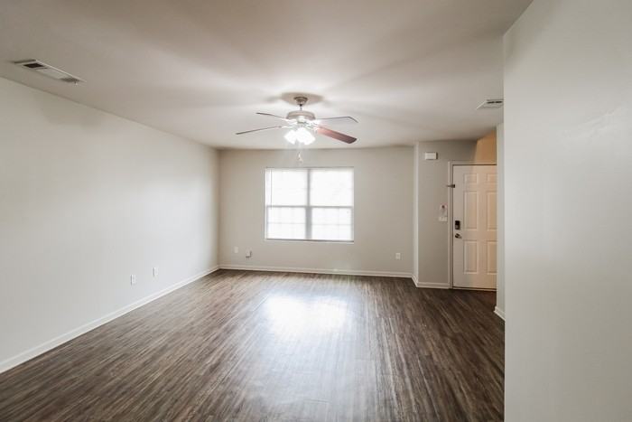 2845 Marlin Dr - Photo 4 of 17