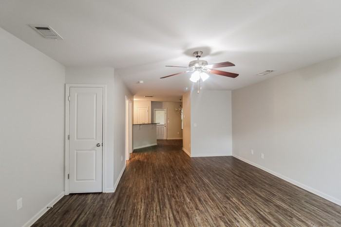 2845 Marlin Dr - Photo 5 of 17