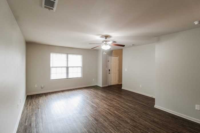 2845 Marlin Dr - Photo 6 of 17