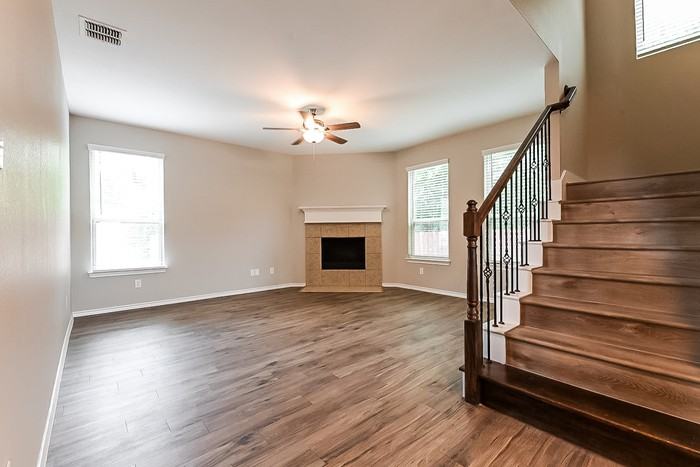 1510 Kensington Pl - Photo 4 of 22
