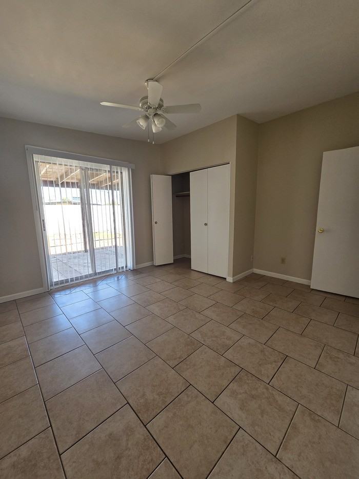 1110 E Broadmor Dr - Photo 6 of 12